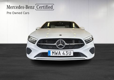 Mercedes-Benz A 200, 2024