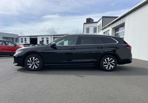 Volkswagen Passat Variant, 2024 2