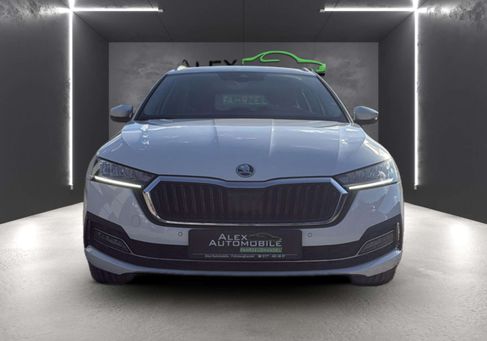 Skoda Octavia, 2022 3