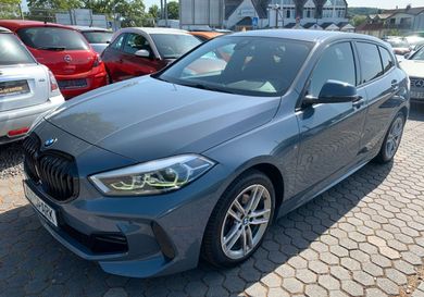 BMW 118, 2021