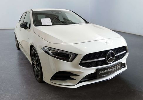 Mercedes-Benz A 200, 2022