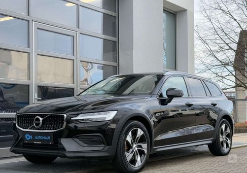 Volvo V60 Cross Country, 2021