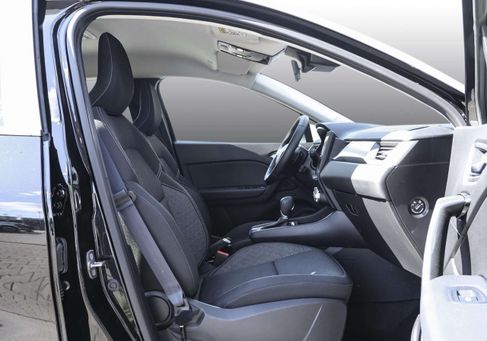 Renault Captur, 2023 3