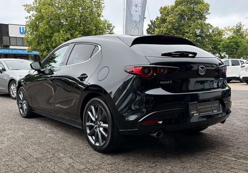 Mazda 3, 2022