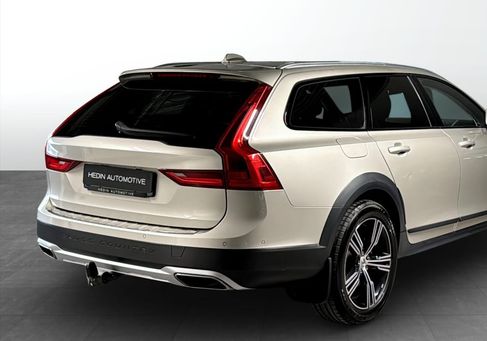 Volvo V90 Cross Country, 2019 2