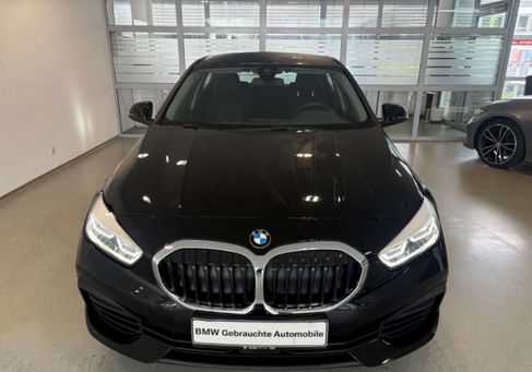BMW 118, 2024 2