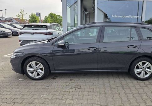 Volkswagen Golf, 2023 3