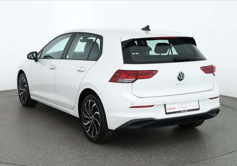 Volkswagen Golf, 2020 3