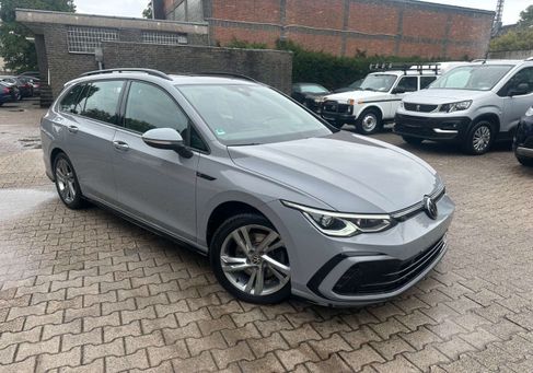 Volkswagen Golf, 2022