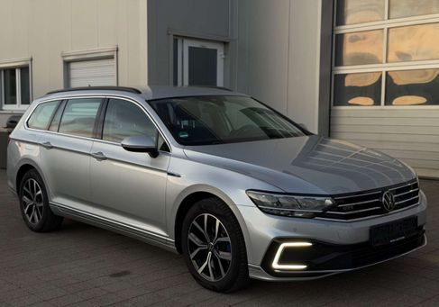 Volkswagen Passat, 2020 3