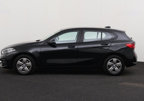 BMW 1 Serija, 2023