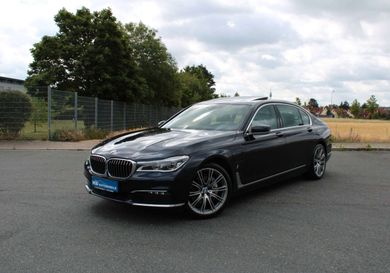 BMW 740, 2017