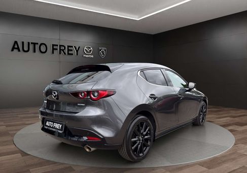 Mazda 3, 2024