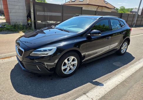 Volvo V40 Cross Country, 2019
