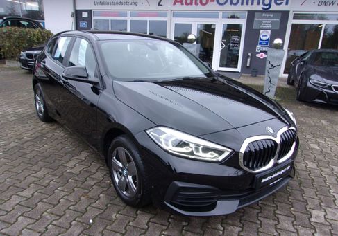 BMW 118, 2021