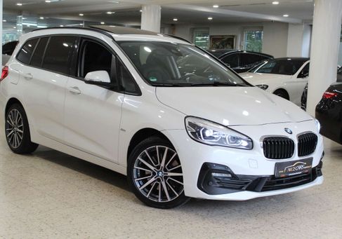 BMW 220, 2018