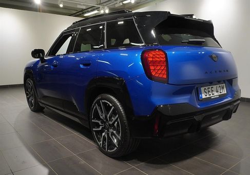 MINI, 2025