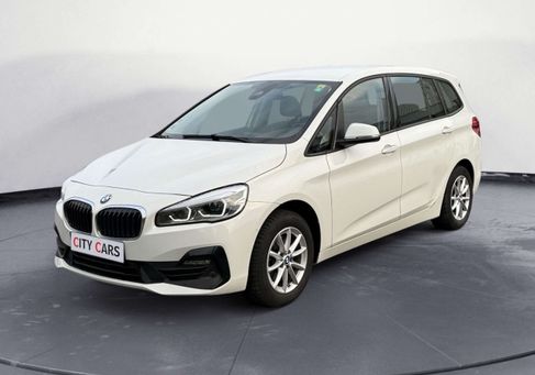 BMW 218, 2022