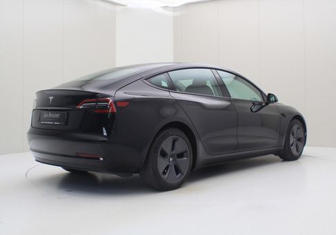 Tesla Model 3, 2023 2