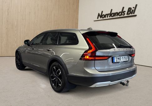 Volvo V90 Cross Country, 2022