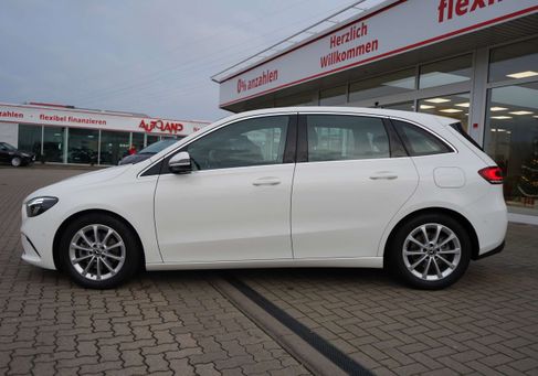 Mercedes-Benz B 200, 2020