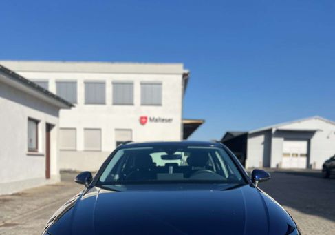 Audi A4, 2021