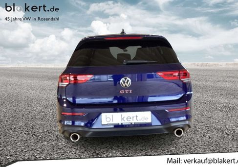Volkswagen Golf, 2022 3