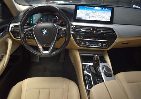 BMW 520, 2020 2