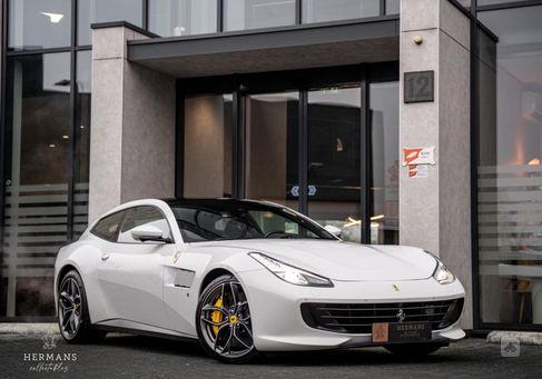 Ferrari GTC4Lusso, 2020