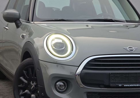 MINI ONE, 2019