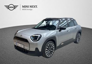 MINI, 2025