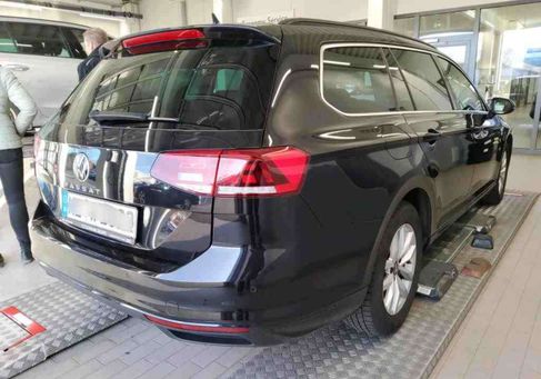 Volkswagen Passat Variant, 2022