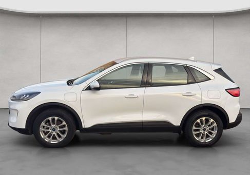 Ford Kuga, 2022