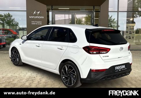 Hyundai i30, 2022