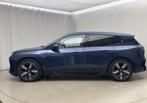 BMW iX, 2023 2