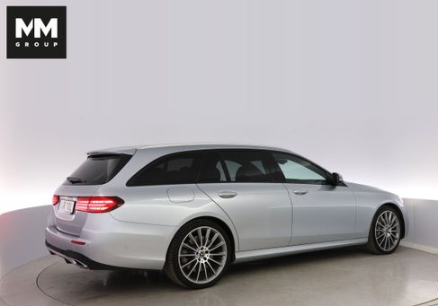 Mercedes-Benz E 450, 2022