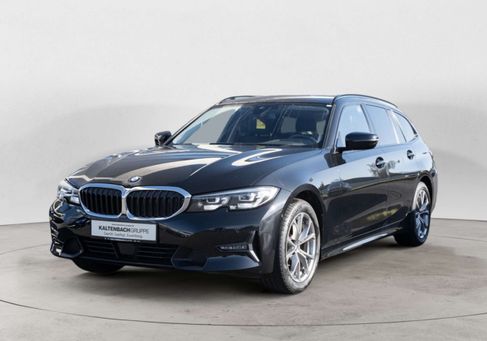 BMW 318, 2022 2