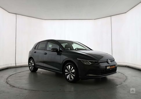 Volkswagen Golf, 2023