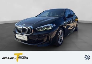 BMW 118, 2022