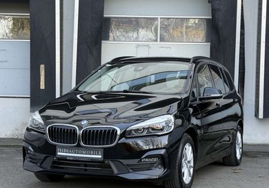 BMW 216, 2020