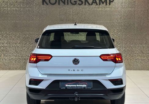 Volkswagen T-Roc, 2018