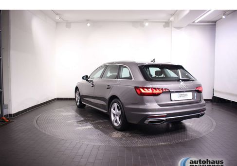 Audi A4, 2021