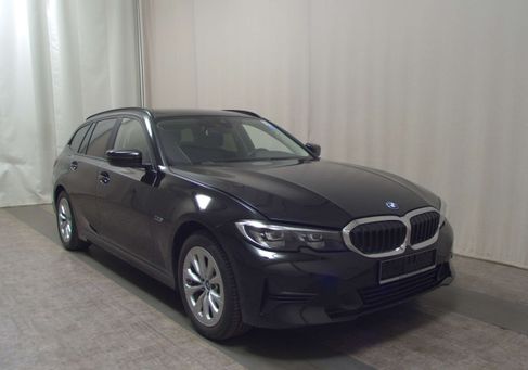 BMW 320, 2022
