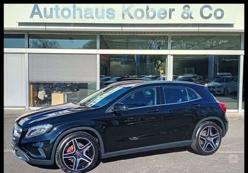 Mercedes-Benz GLA 220, 2017