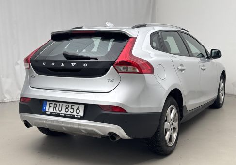 Volvo V40 Cross Country, 2017