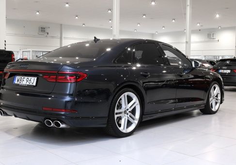 Audi A8, 2021