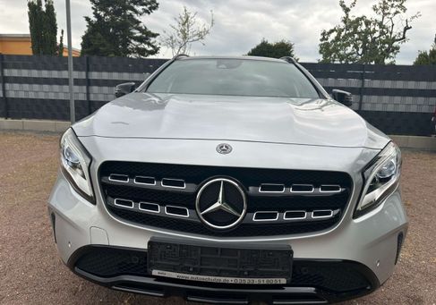 Mercedes-Benz GLA 200, 2019 2