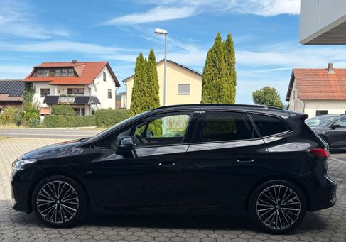 BMW 218, 2025 3