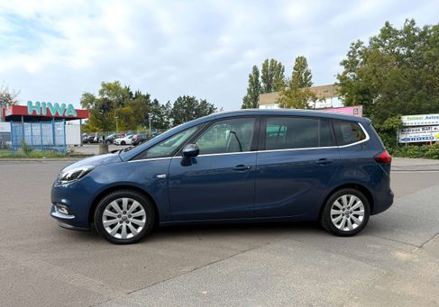 Opel Zafira Tourer, 2017