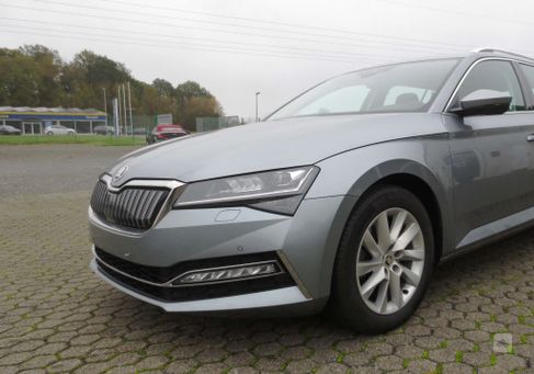 Skoda Superb, 2021